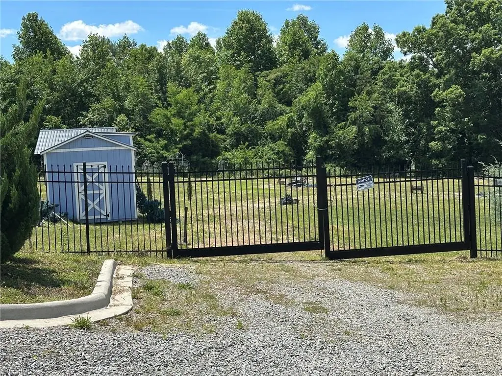 157 Interstate Way, Elkin, NC 28621 - #1