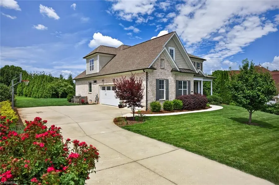 4818 Summer Hill Way, Winston Salem, NC 27106 - #3