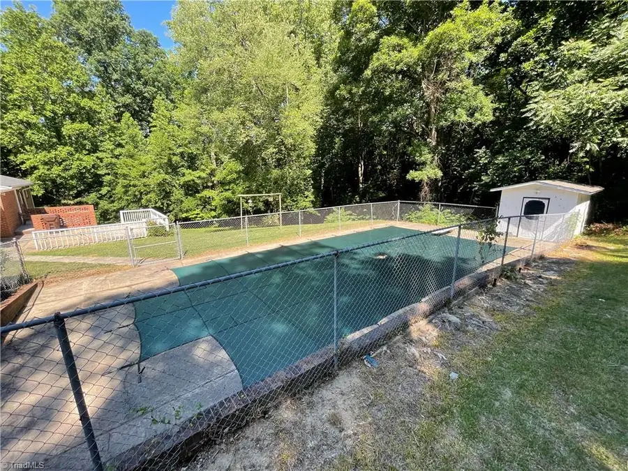 5802 Mendenhall Road, Archdale, NC 27263 - #3
