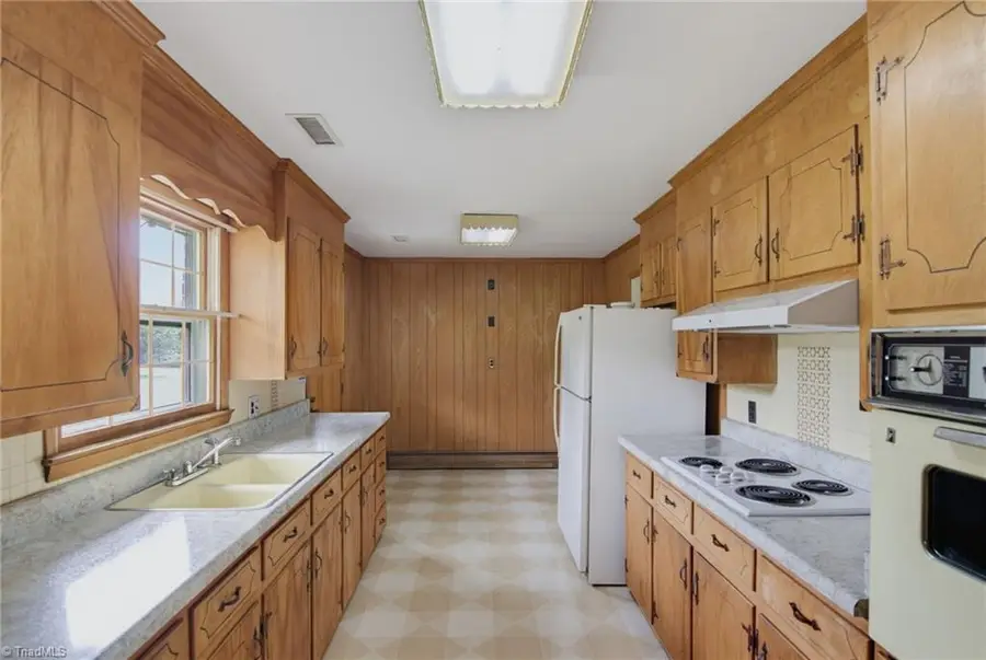 8003 Clinard Farms Road, High Point, NC 27265 - #3