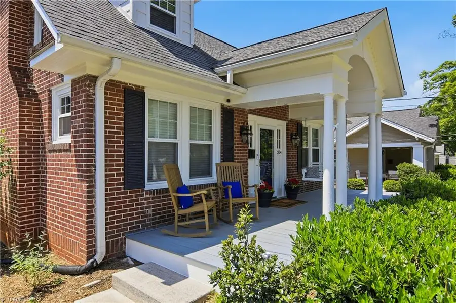 2304 Elizabeth Avenue, Winston Salem, NC 27103 - #2