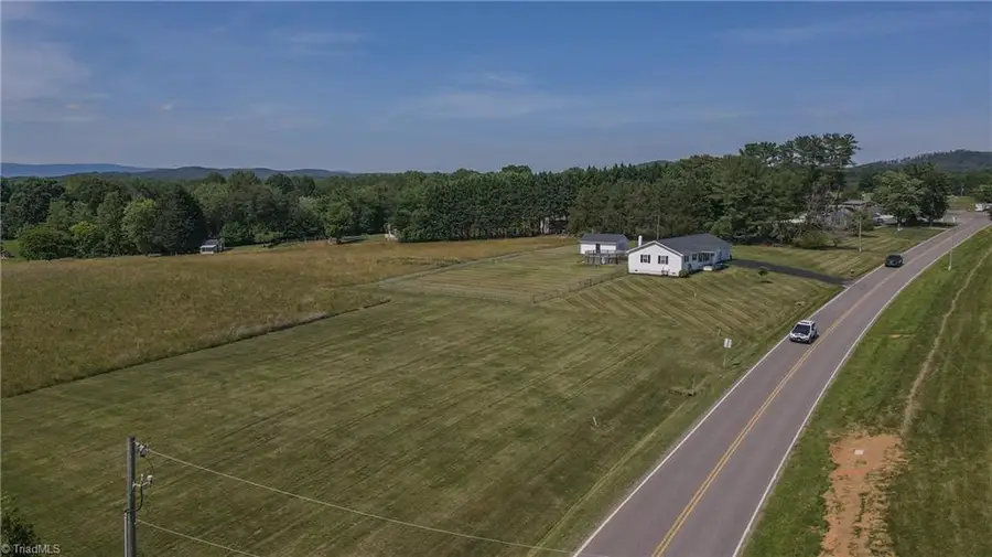 817 Holly Springs Road, Mount Airy, NC 27030 - #3