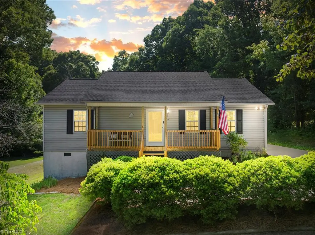 362 Nc Highway 109, Thomasville, NC 27360 - #1