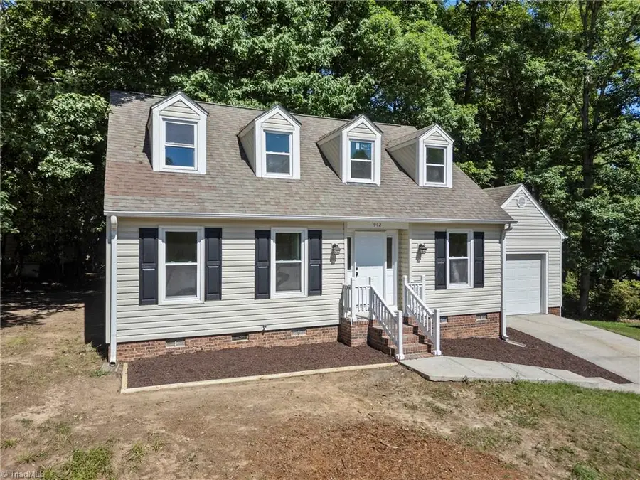 942 Chatfield Drive, Jamestown, NC 27282 - #2