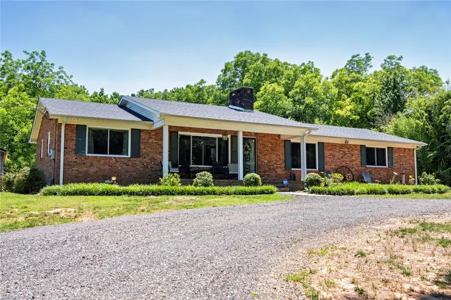 406 Old Liberty Road, Asheboro, NC 27203 - #2