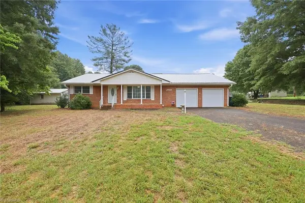 2969 Avalee Street, Walkertown, NC 27051