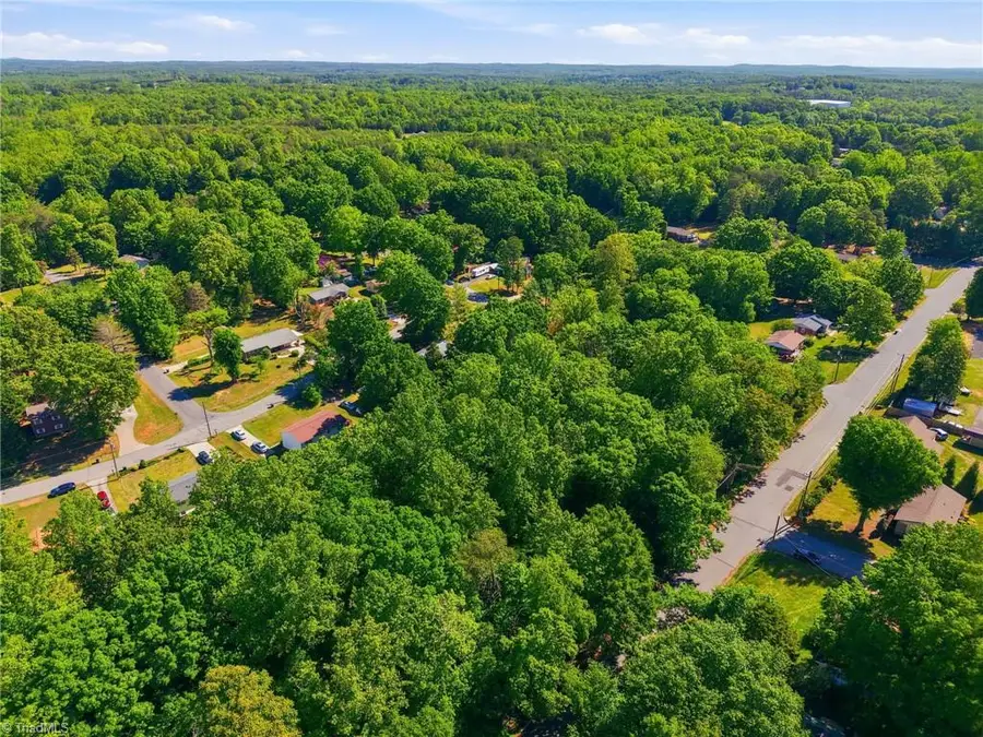 000 Sunset Drive, Eden, NC 27288 - #2