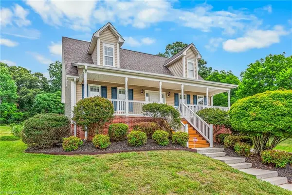 4430 Tipperary Place, Winston-Salem, NC 27104