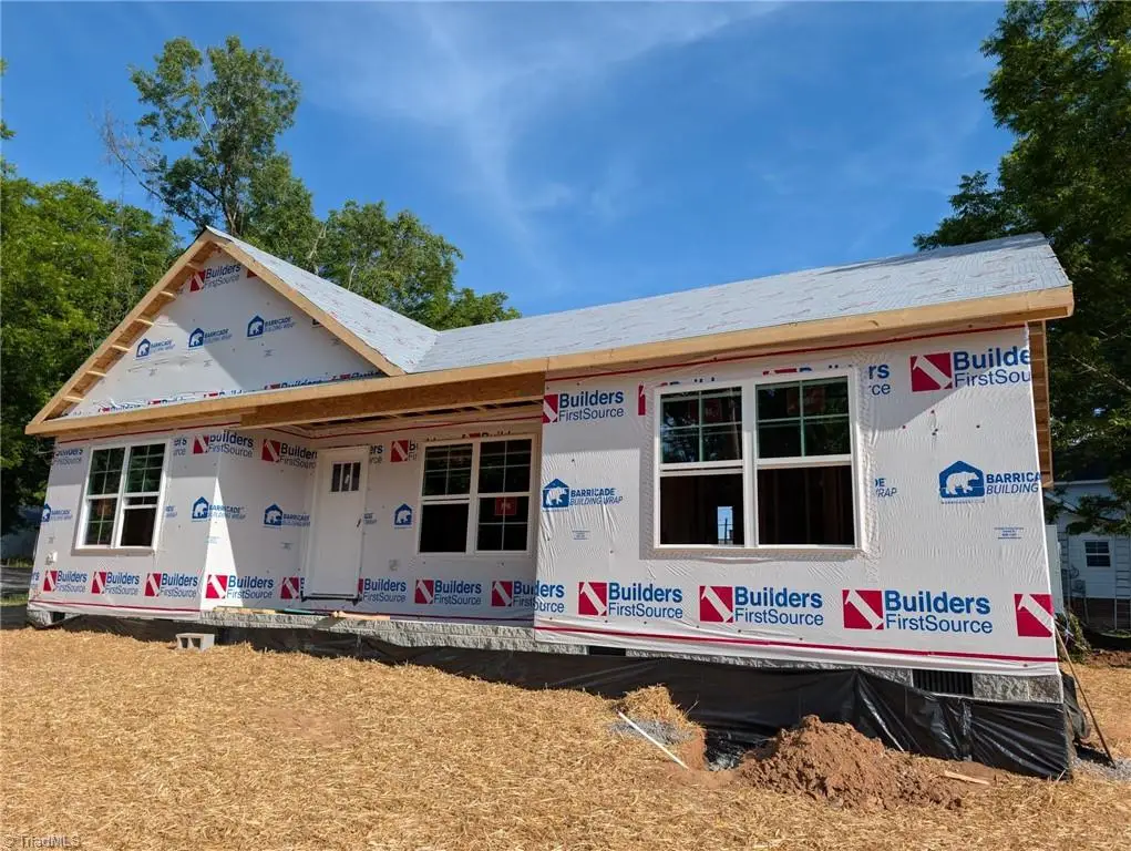 408 E Main Street, Yadkinville, NC 27055 - #1