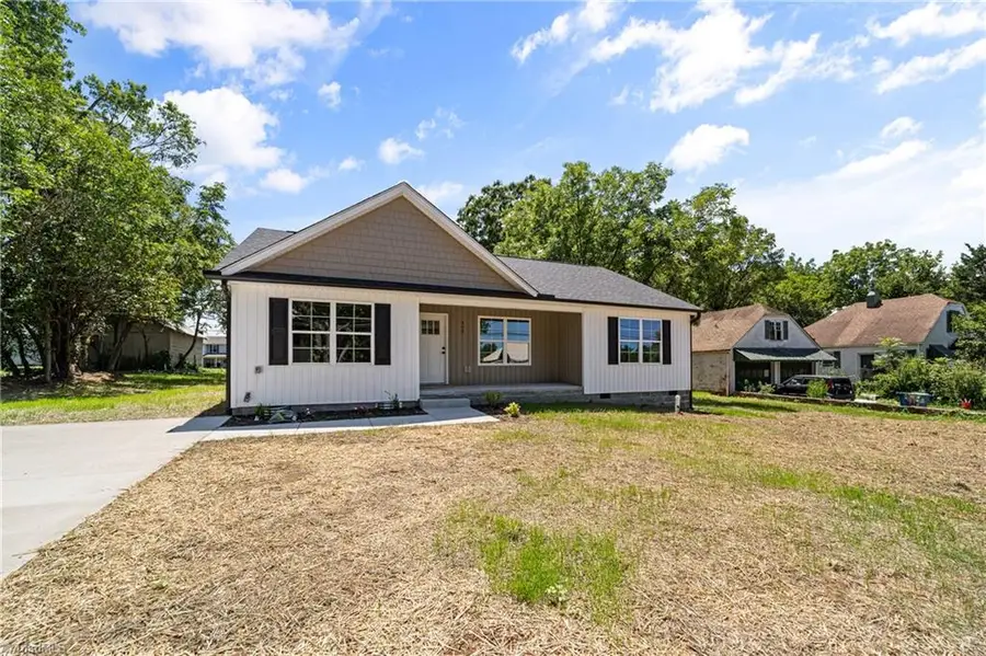 408 E Main Street, Yadkinville, NC 27055 - #2