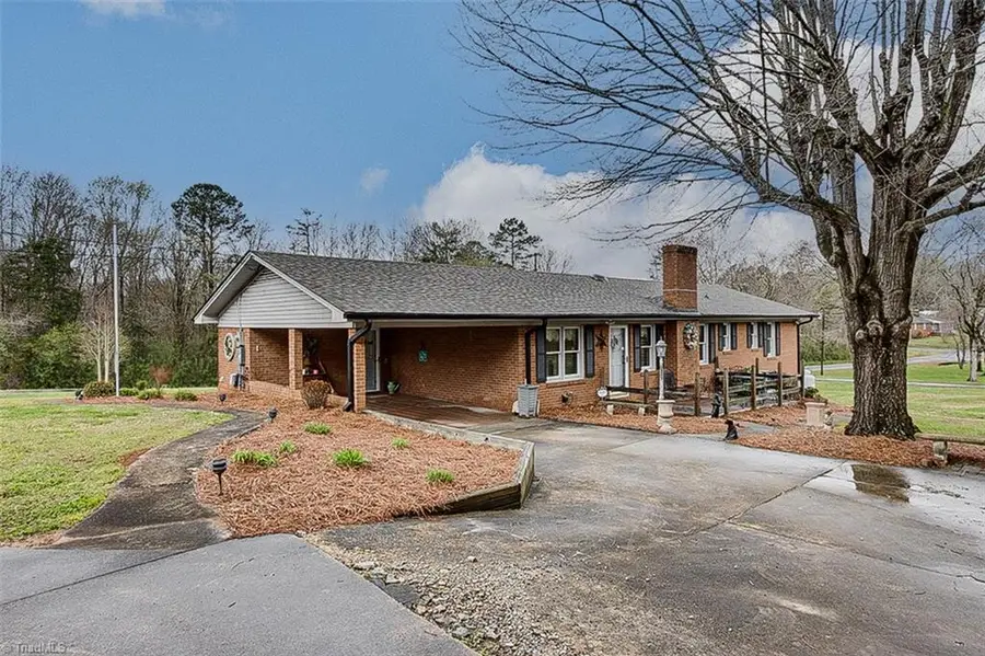 411 Kimrey Street, Ramseur, NC 27316 - #2