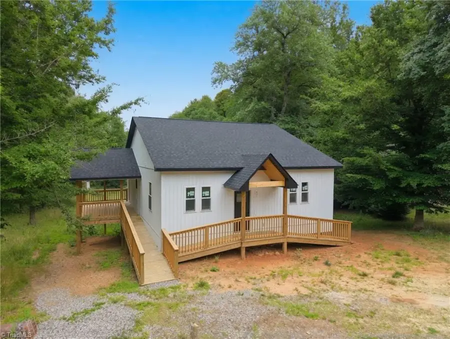 625 Gunters Hill Road, Boomer, NC 28606 - #2