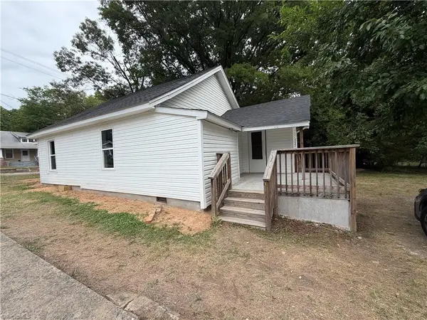 1211 W Florida Street, Greensboro, NC 27403