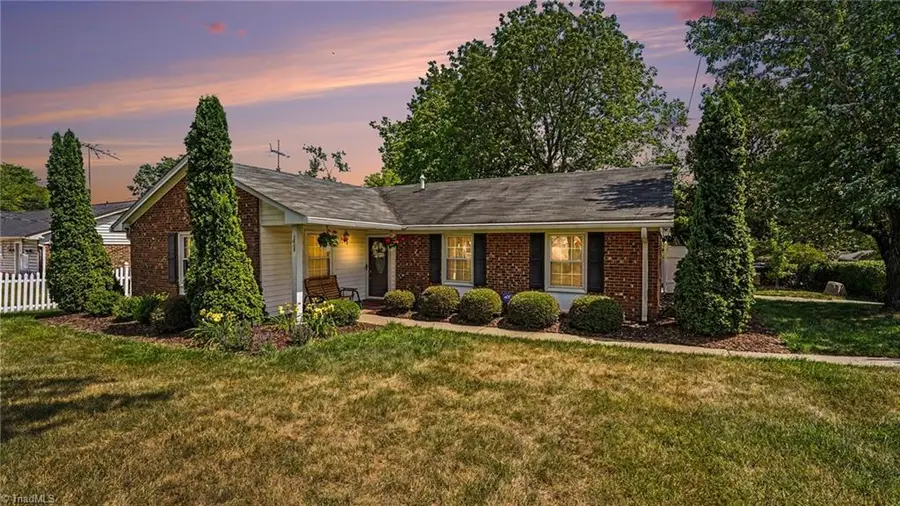 1805 W Vandalia Road, Greensboro, NC 27406 - #3