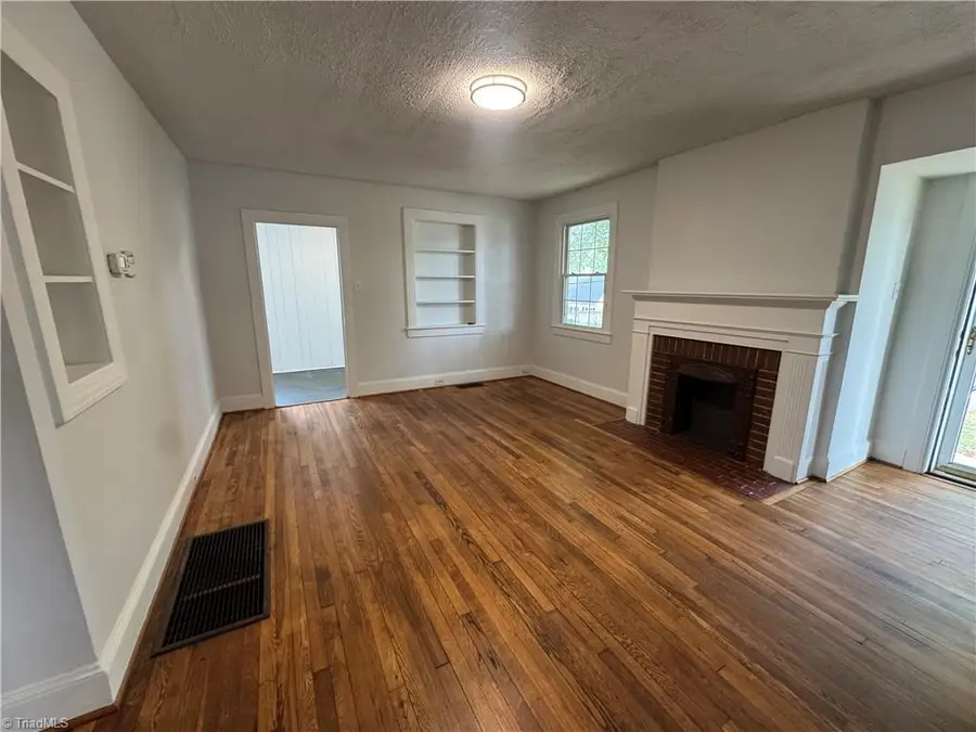 2369 Jefferson Avenue, Winston Salem, NC 27103 - #3