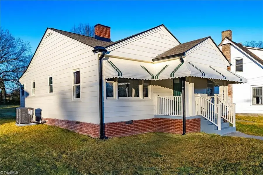 624 W Harrison Street, Reidsville, NC 27320 - #3