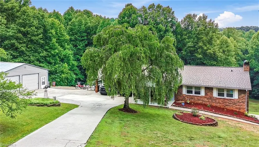 303 Alexander Drive, North Wilkesboro, NC 28659 - #3