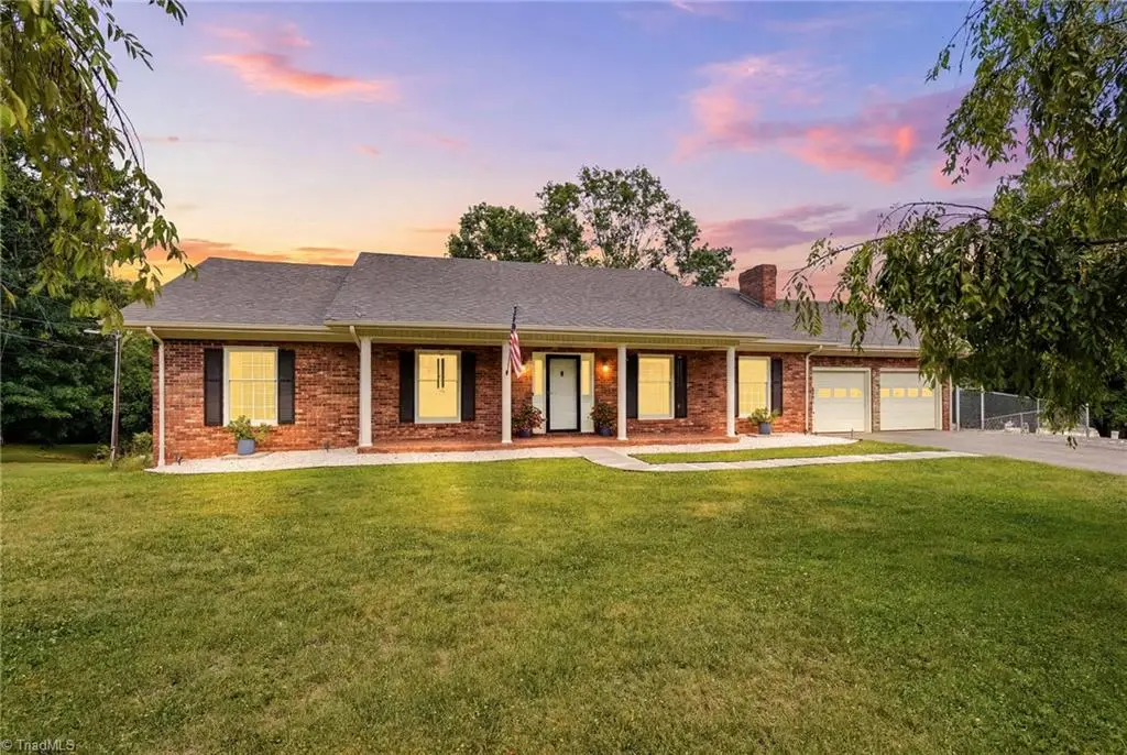 1692 Pads Road, North Wilkesboro, NC 28659 - #1