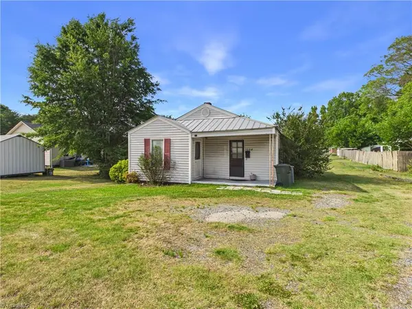 1004 Unity Street, Thomasville, NC 27360
