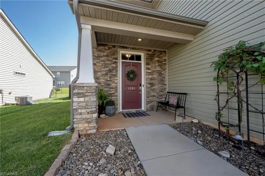 1391 Land Grove Drive, Kernersville, NC 27284 - #3
