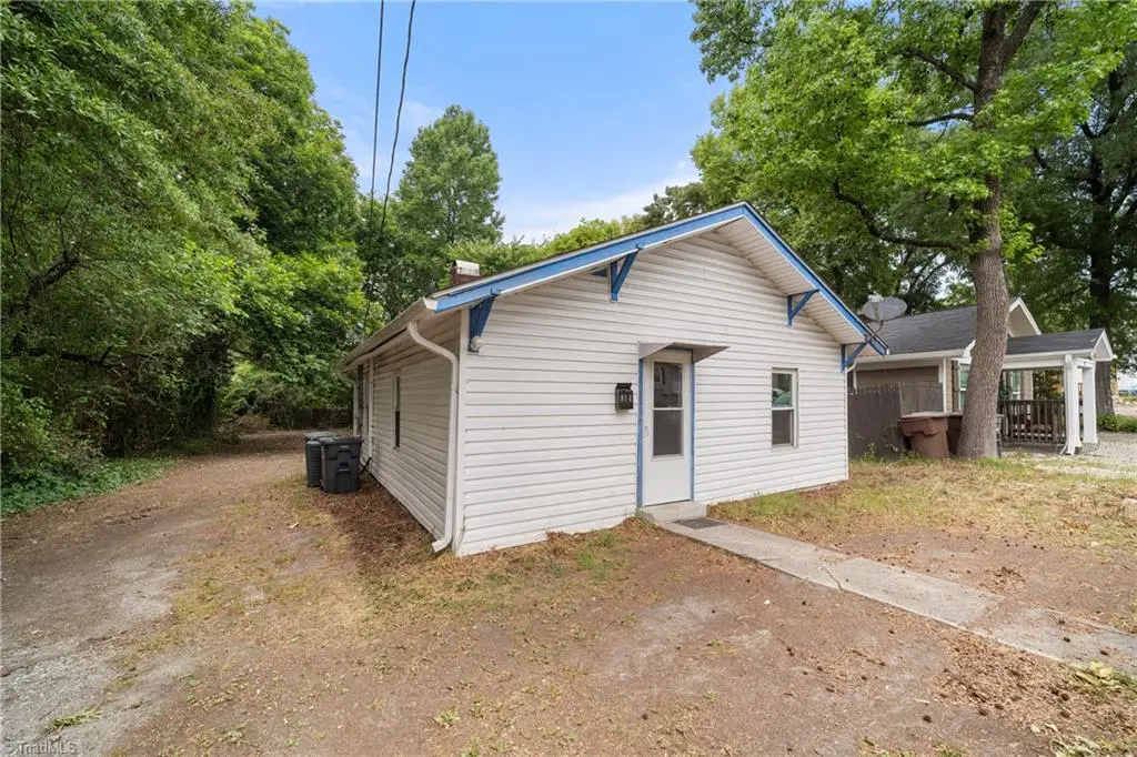 914 Lincoln Street, Greensboro, NC 27401 - #1