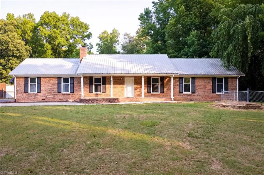 4226 Gumtree Road, Wallburg, NC 27107 - #2