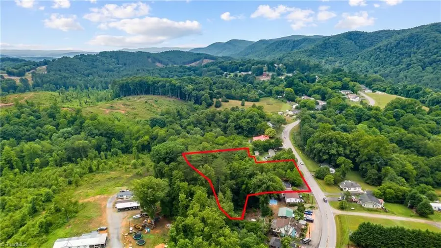 721 Boone Trail, Wilkesboro, NC 28659 - #2