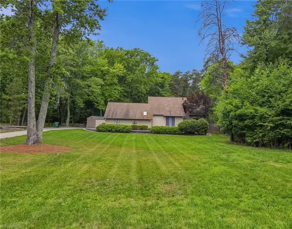 3611 Hunting Ridge Drive, High Point, NC 27265