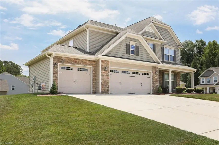 2689 Lamplight Circle, High Point, NC 27265 - #2