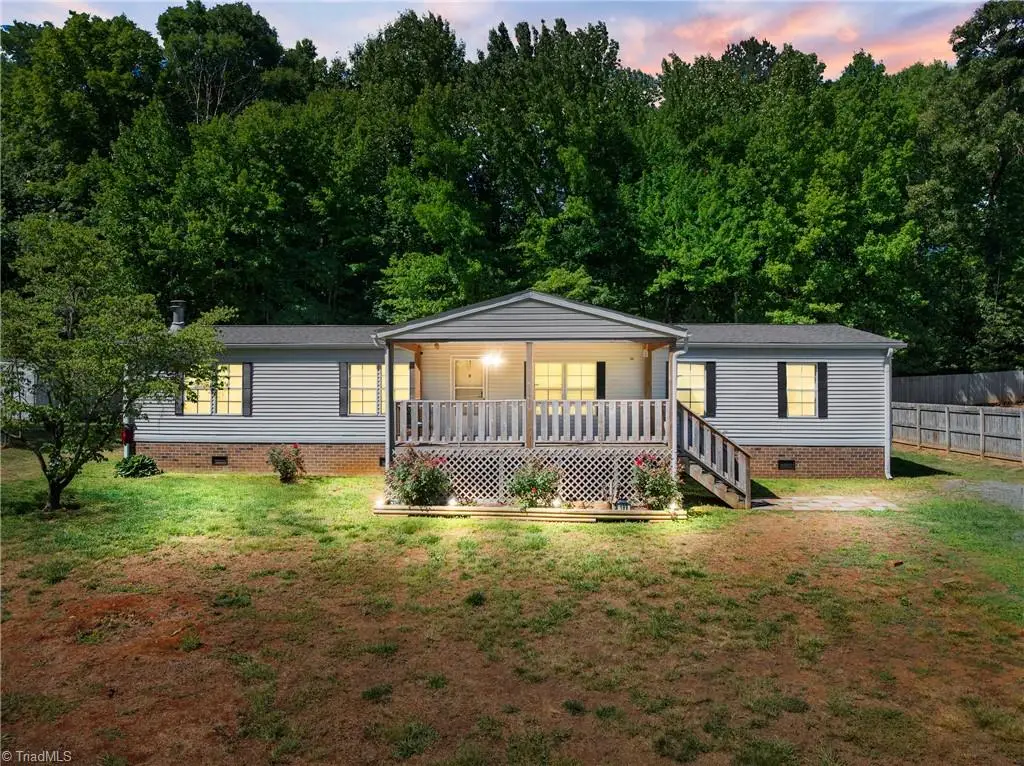 199 Sable Lane, Thomasville, NC 27360 - #1