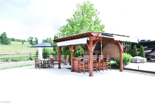 2524 Edmonds Road #27, Galax, VA 24333