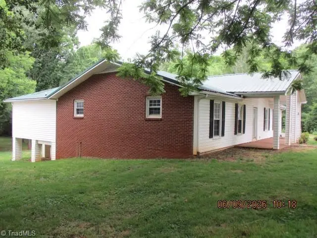 4666 Seward Road, Pfafftown, NC 27040 - #3