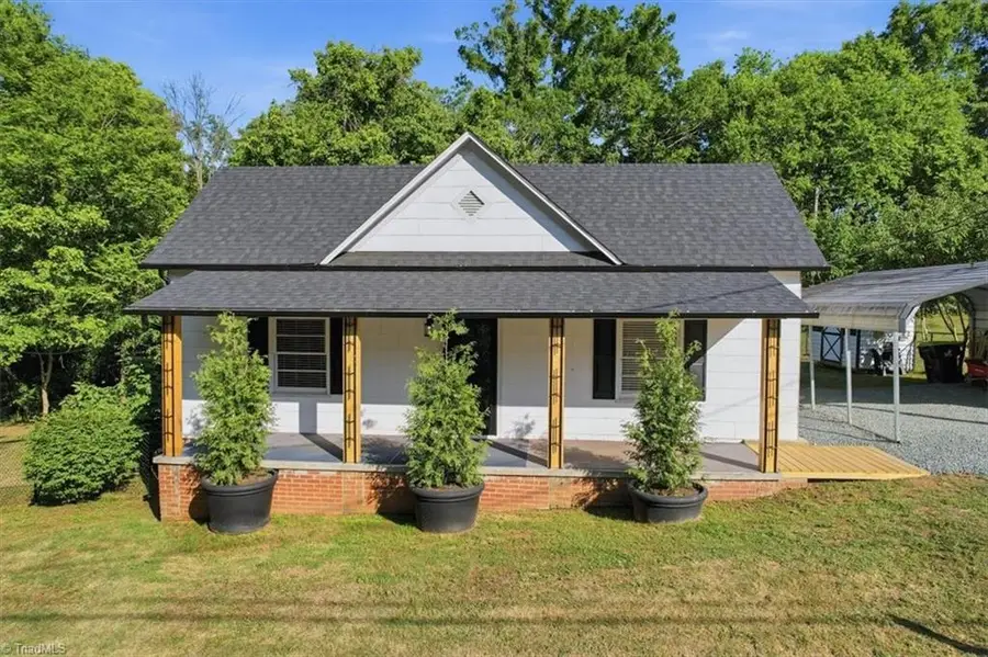 1253 Carolina Street, Graham, NC 27253 - #2