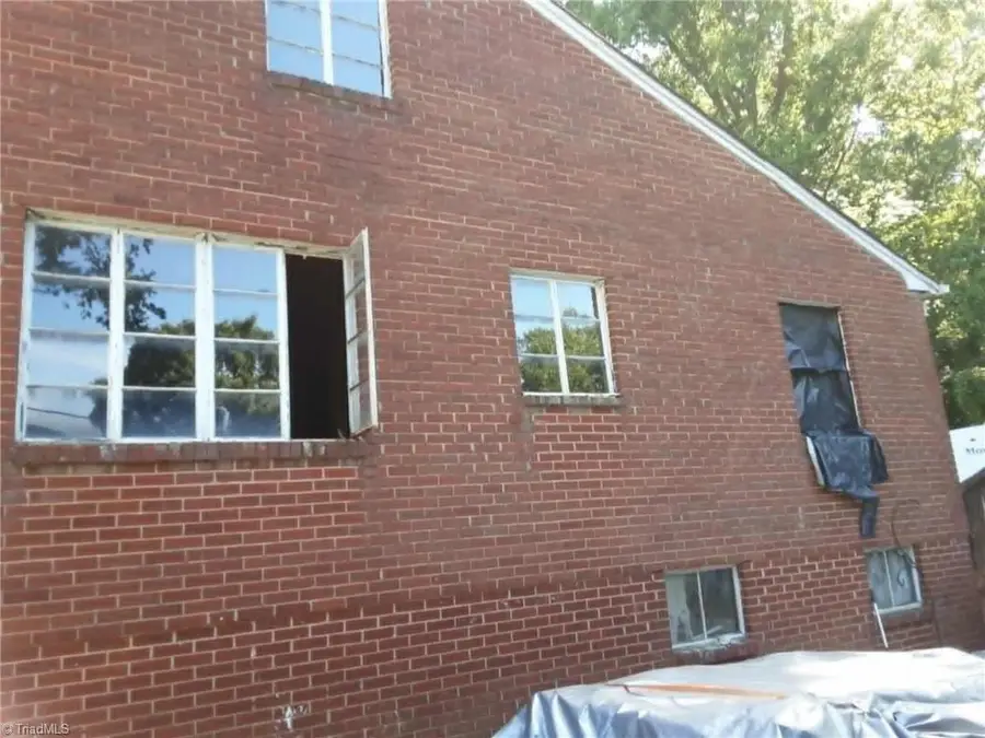 308 Westside Drive, Lexington, NC 27292 - #3