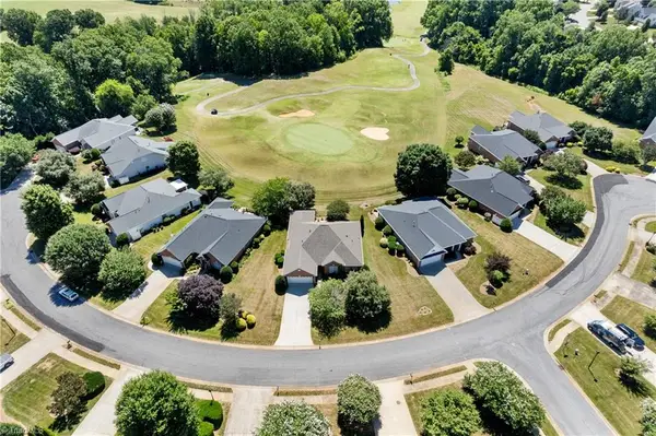 108 N Niblick Court, Advance, NC 27006