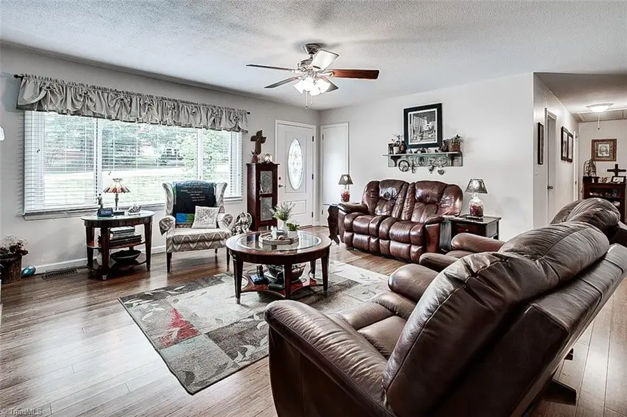 111 Sidney Street, Lexington, NC 27295 - #2
