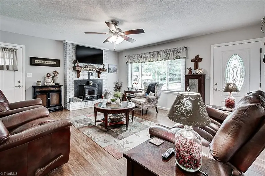 111 Sidney Street, Lexington, NC 27295 - #3