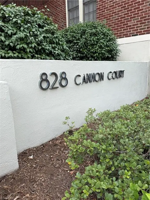 828 N Elm Street #E4, Greensboro, NC 27401