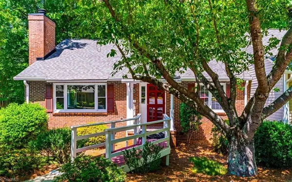 1 Brownstone Lane, Greensboro, NC 27410