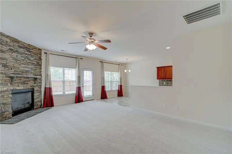 4936 Long Grove Drive, Kernersville, NC 27284 - #3