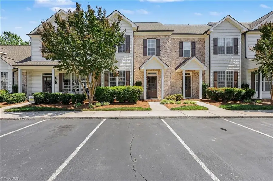 8 Viburnum Lane, Greensboro, NC 27455 - #2