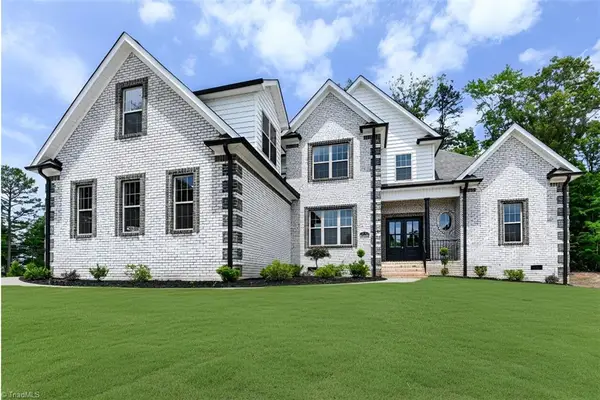 5483 Meadowlark Court, Winston-Salem, NC 27106