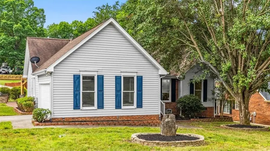 701 W Academy Street, Madison, NC 27025 - #2