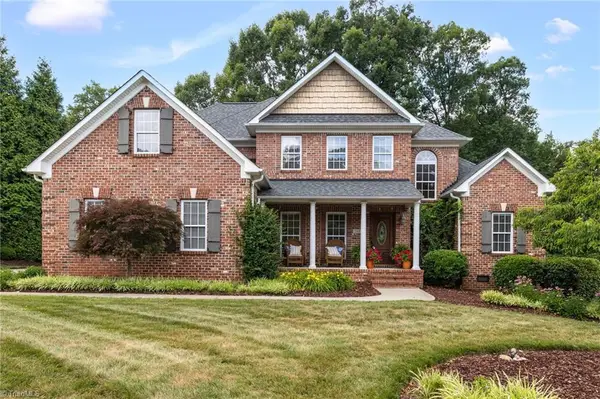 5407 Effieham Street, Oak Ridge, NC 27310
