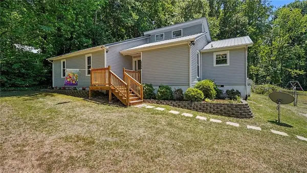 6594 Riverwood Road, Walkertown, NC 27051