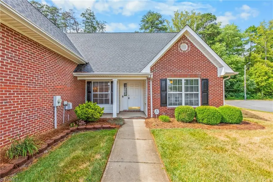 2074 Hibiscus Lane, Kernersville, NC 27284 - #2