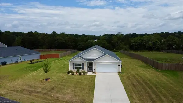 202 Alamos Avenue, Lexington, NC 27295