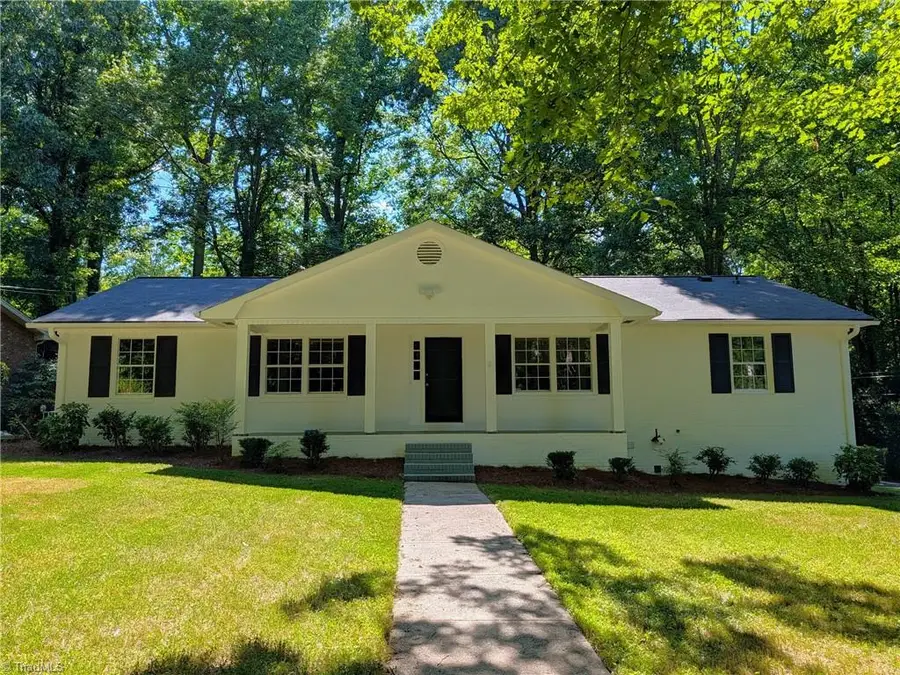 2696 Belwick Drive, Winston Salem, NC 27106 - #2
