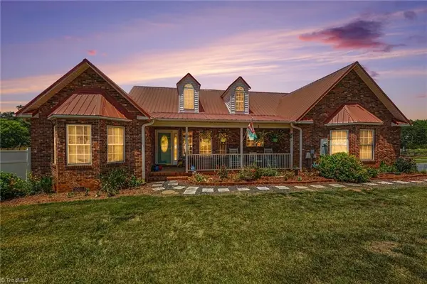 321 Lake Park Road, Asheboro, NC 27205