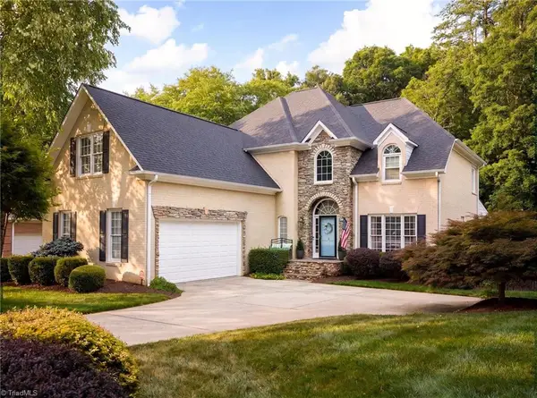 4 Windrock Way, Greensboro, NC 27455